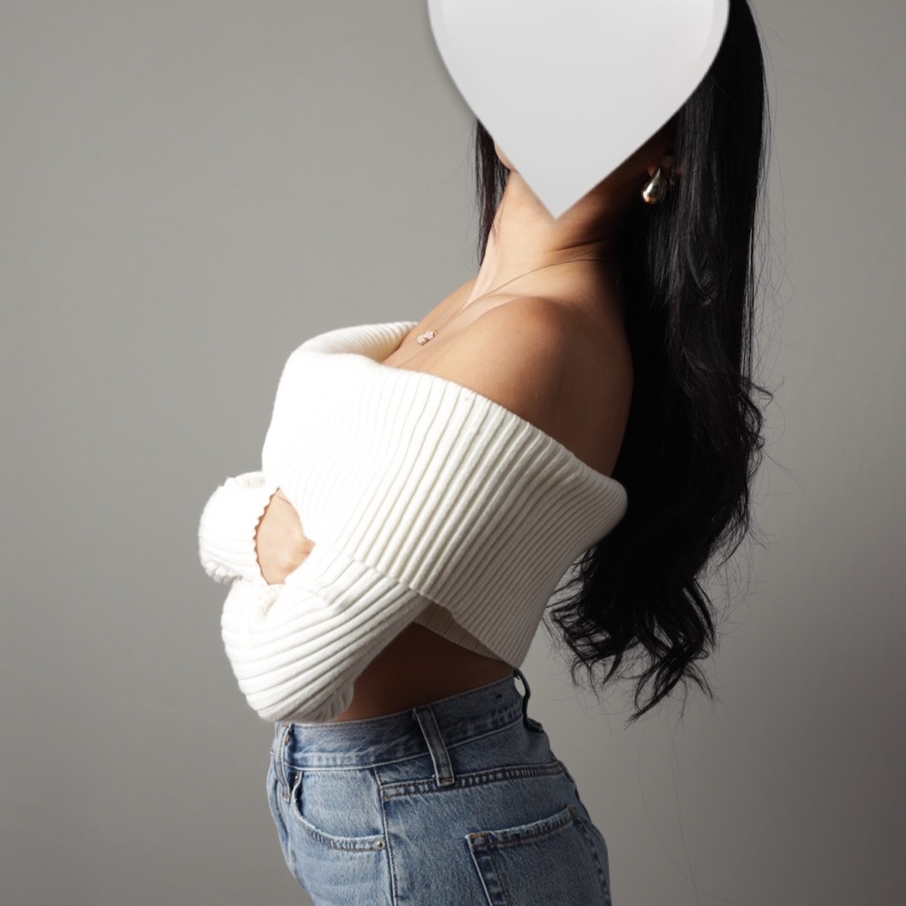 Edikted Off-Shoulder Ribbed White Women’s Sweater - Picture 2 of 2